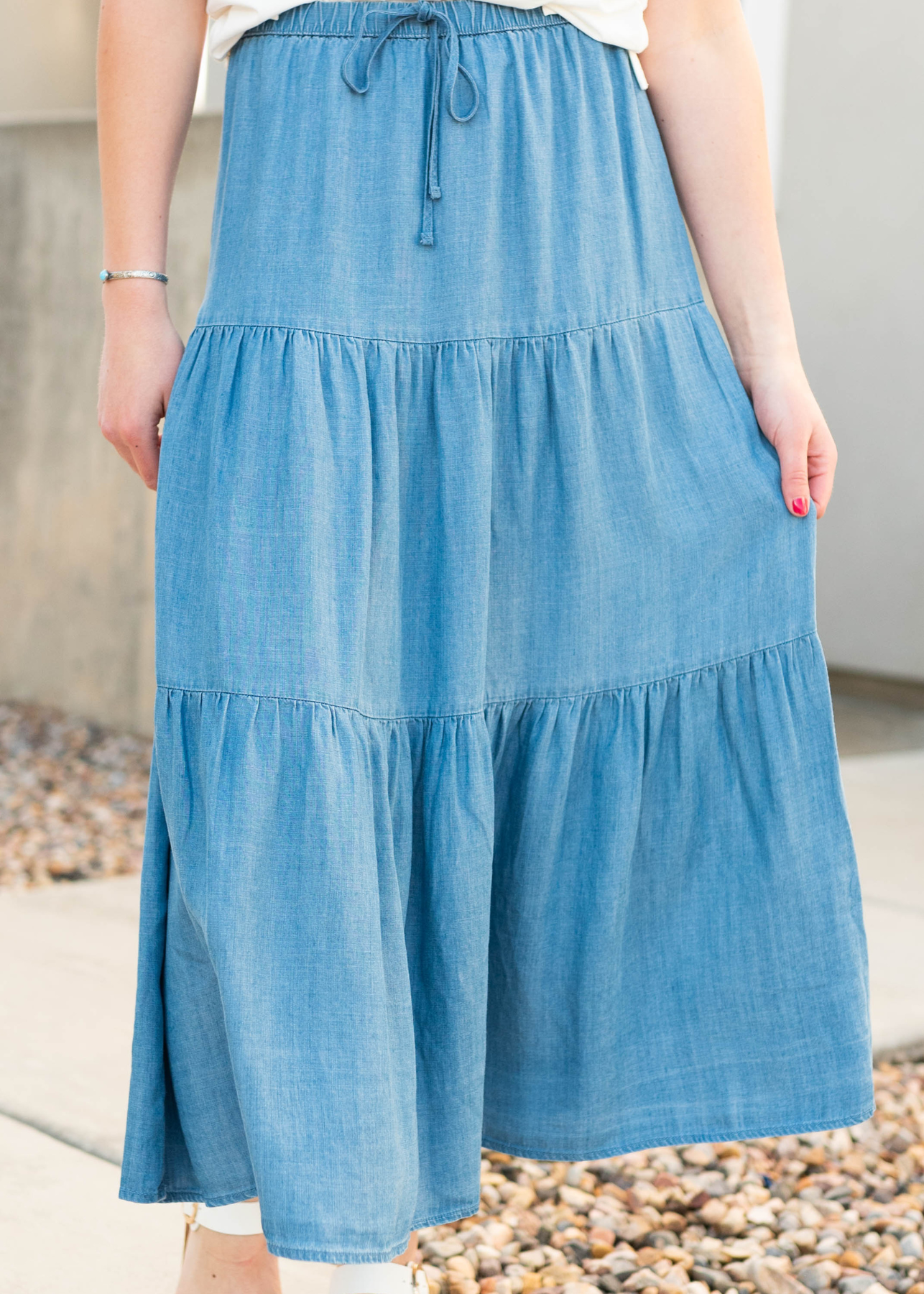 Medium wash skirt that ties at the waist