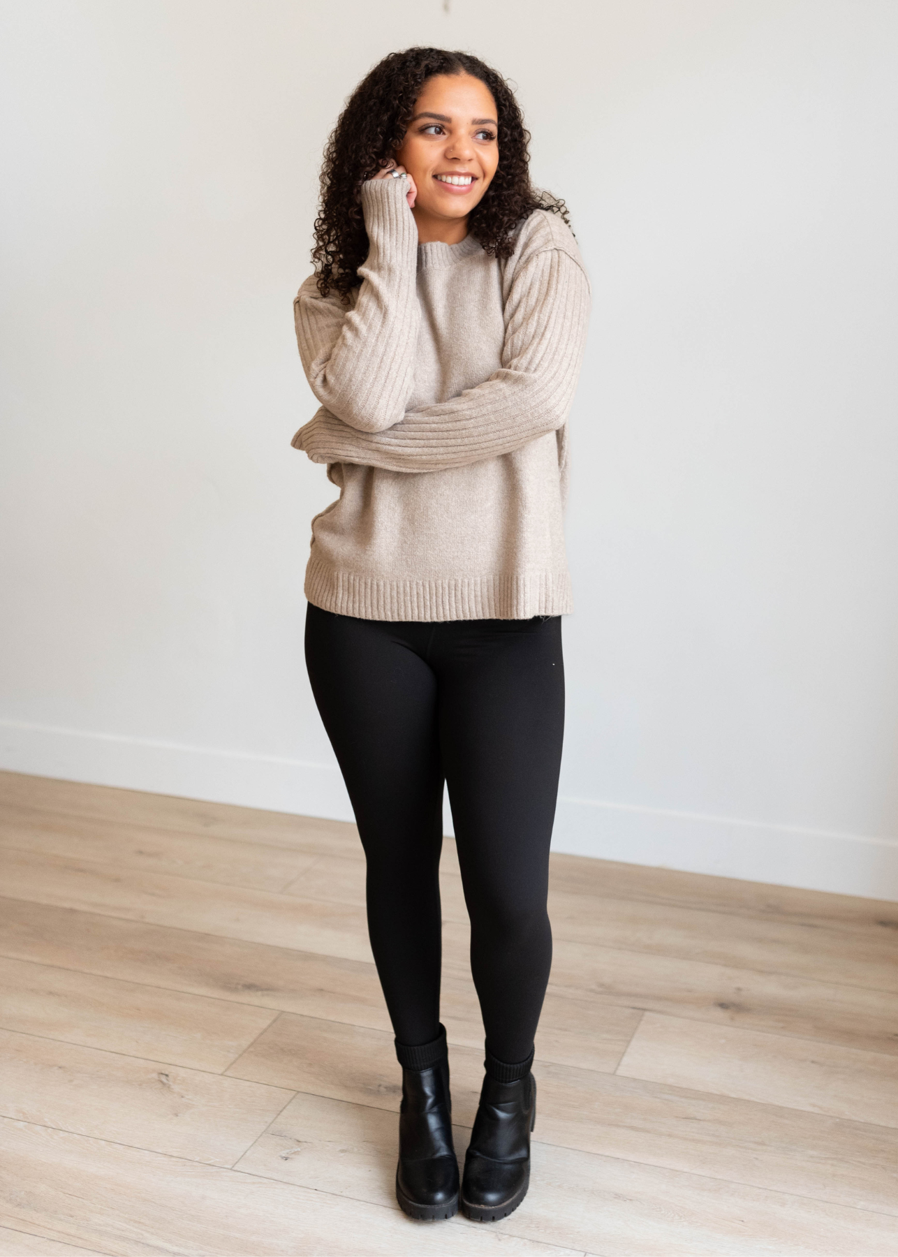 Heather khaki knit sweater with long sleeves