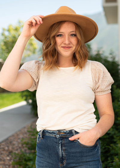 Ivory top with short sleeves