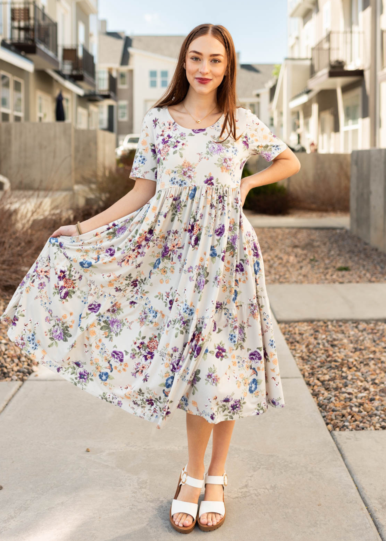 Grey floral dress with short sleeves