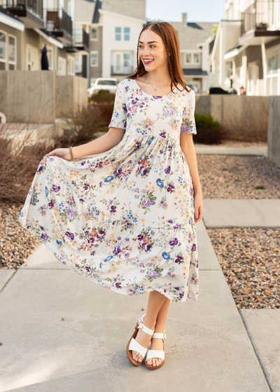 Short sleeve grey floral dress