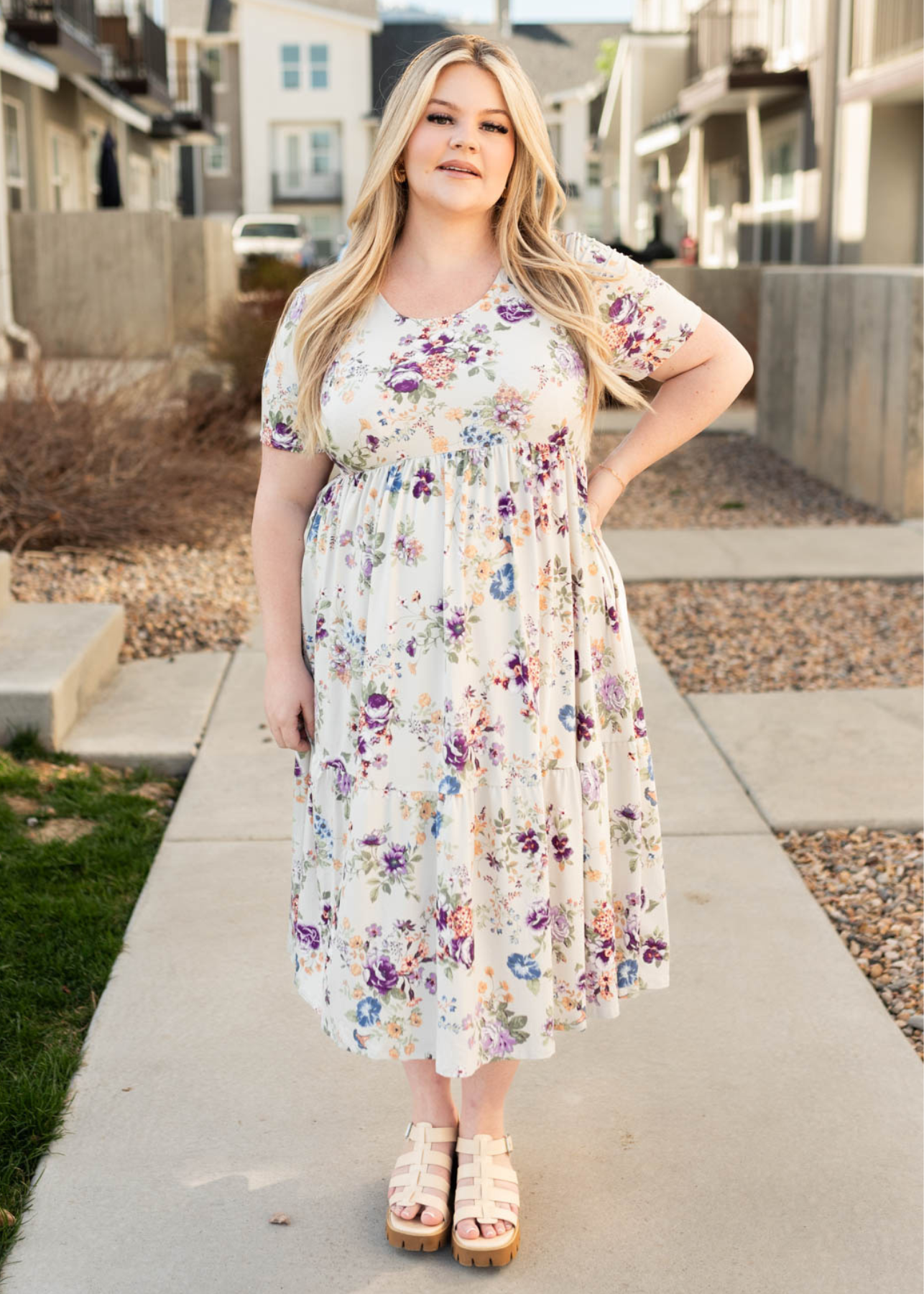 Short sleeve plus size grey floral dress