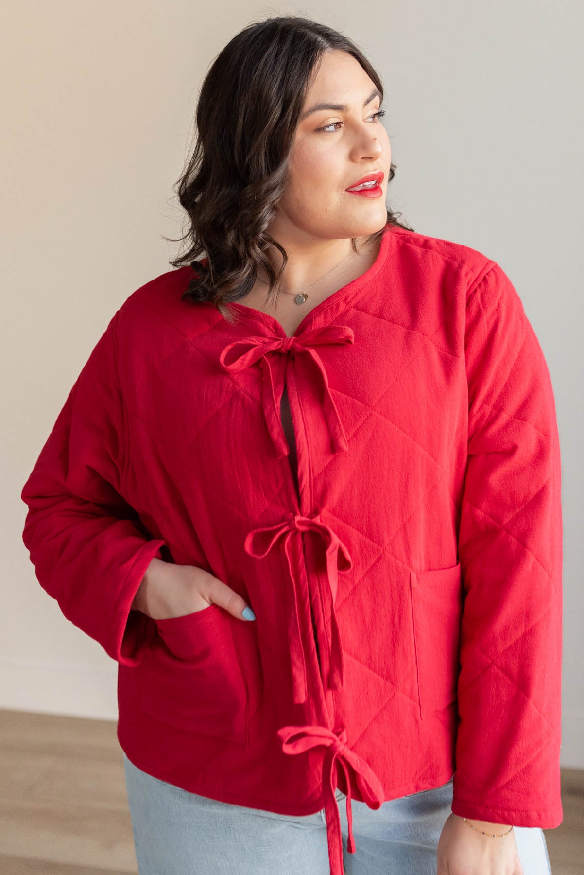 Long sleeve plus size red quilted tie jacket