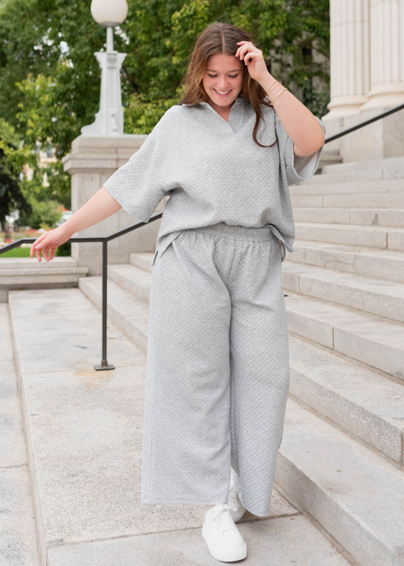 Loanna Heather Grey Collared Knit Top