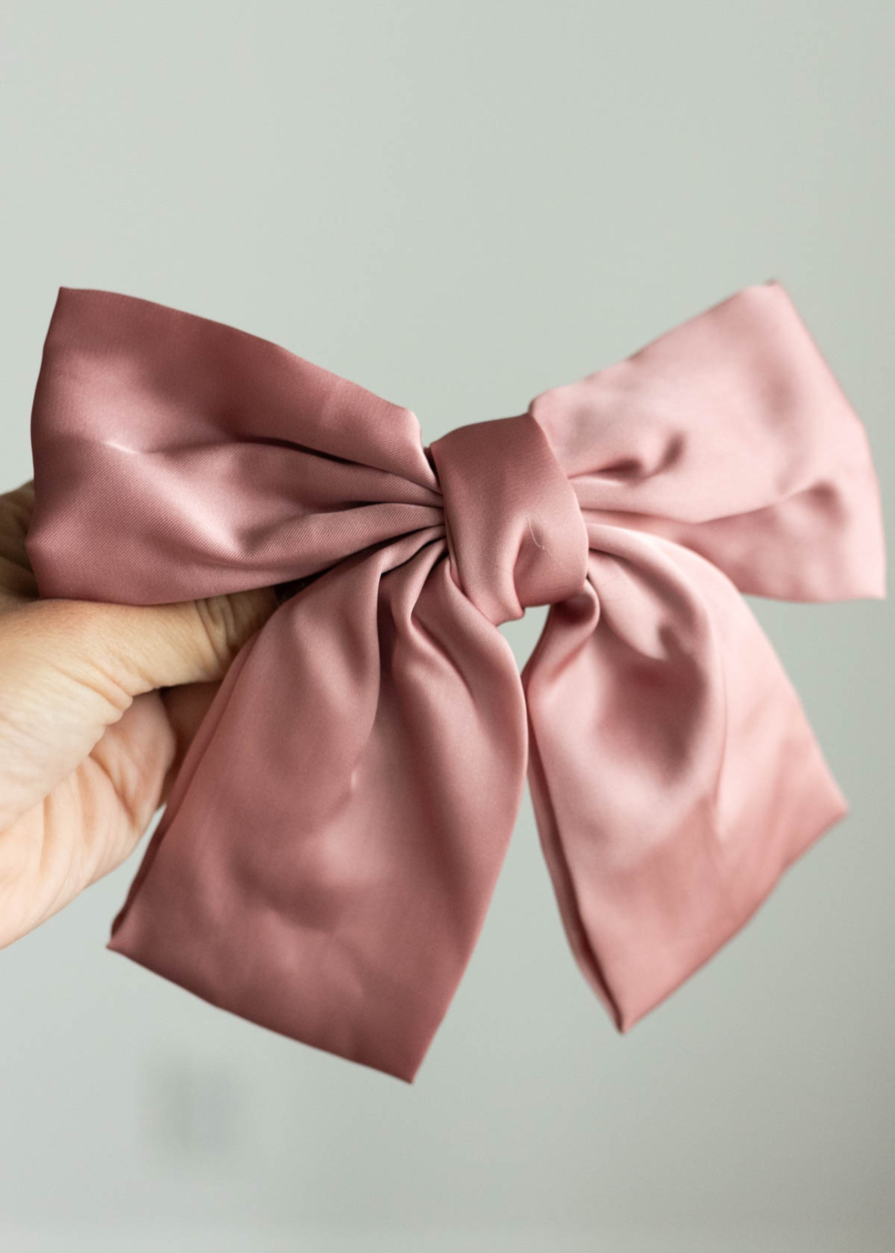 Blush bow