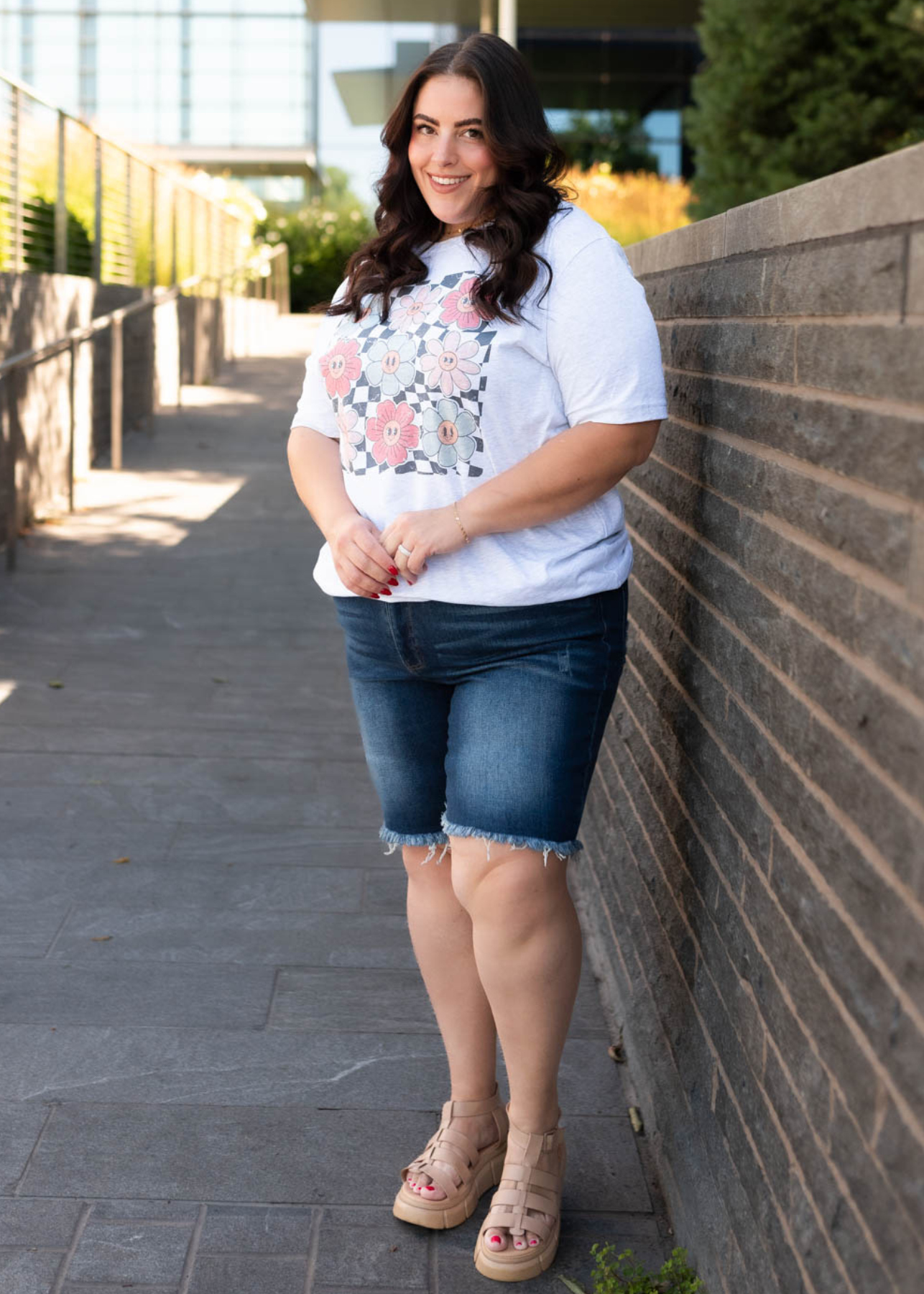 Plus size ash grey floral grid top with sort sleeves