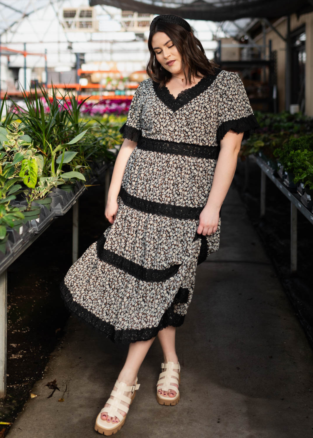 Short sleeve plus size black floral dress