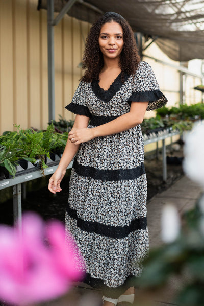 Short sleeve black floral dress