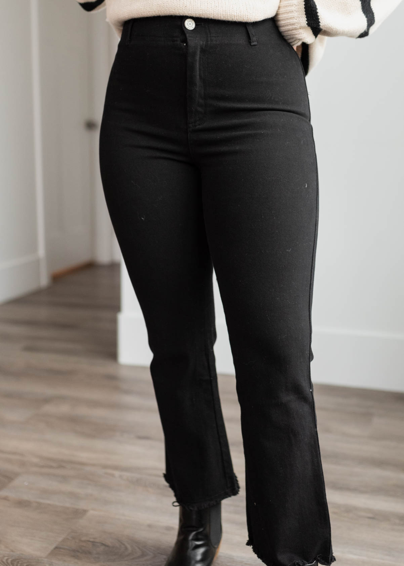 Zip up black high rise pants