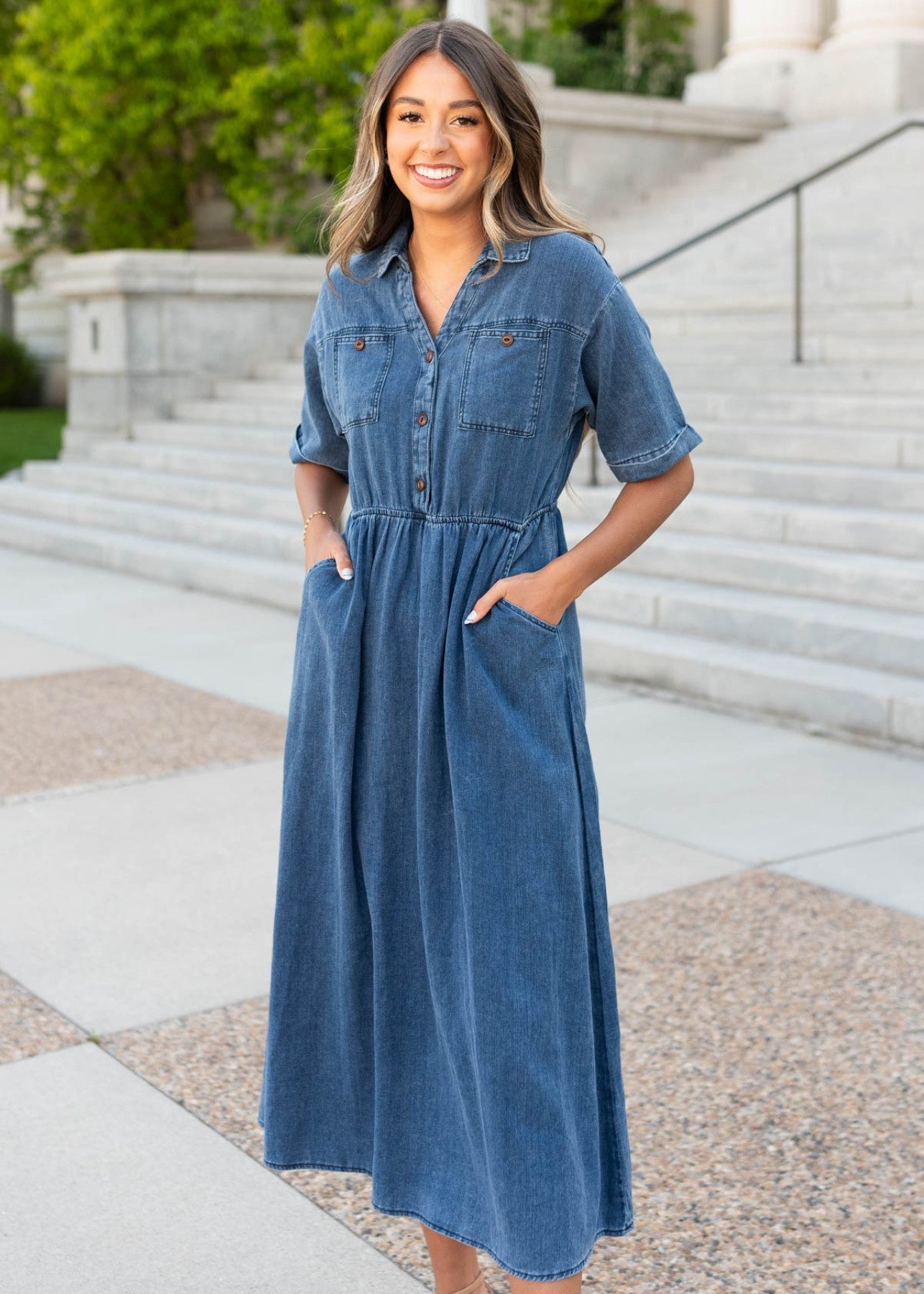 Denim button down dress with pockets