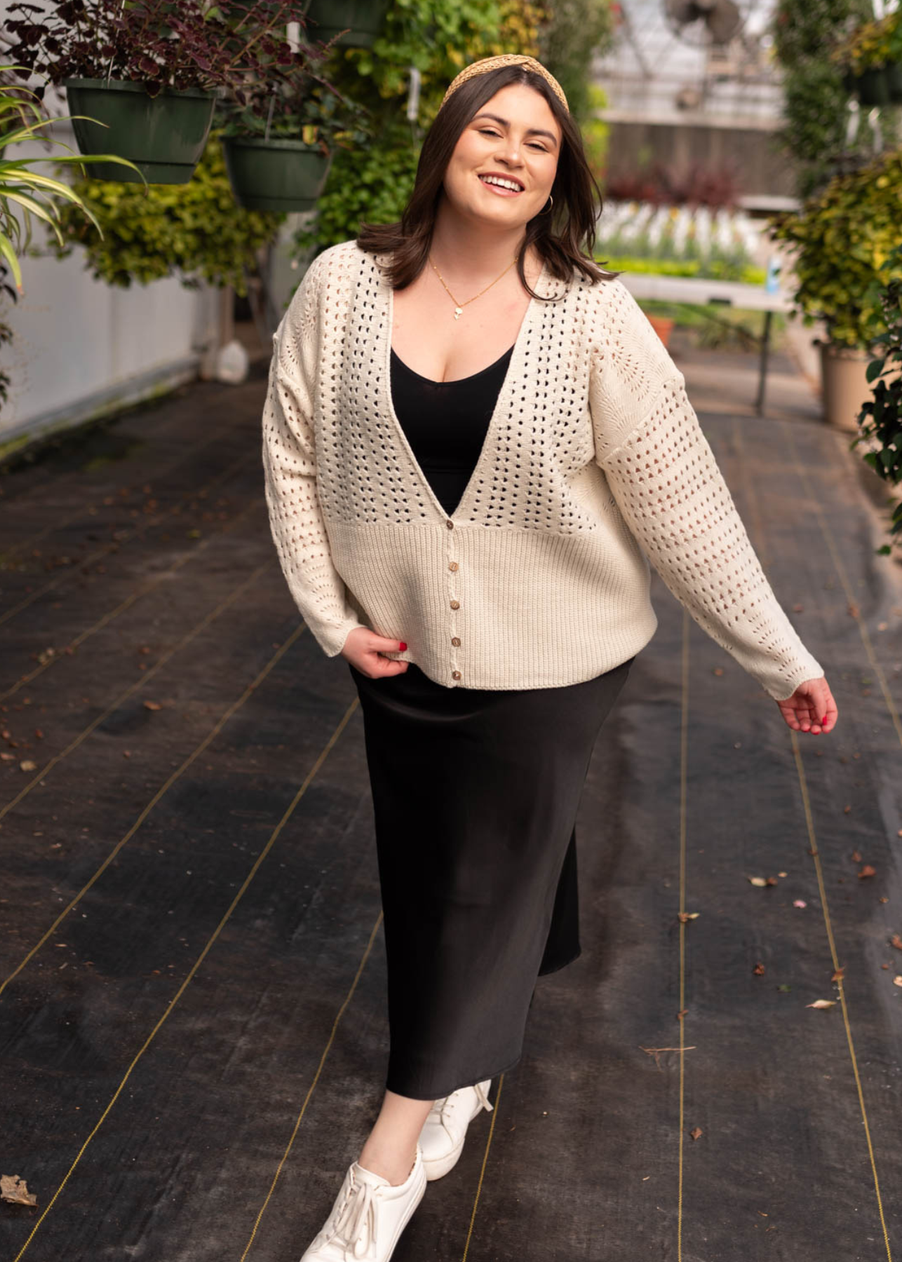 Long sleeve plus size ivory knitted cardigan