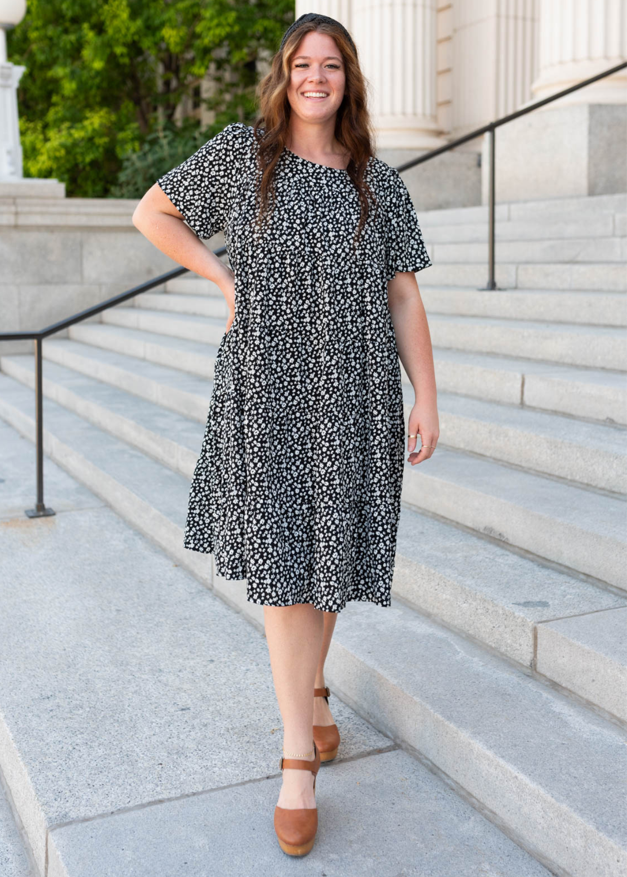 Short sleeve plus size black ditsy floral dress