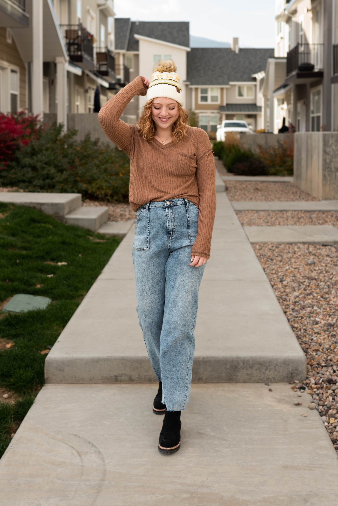 Long sleeve v-neck mocha waffle top