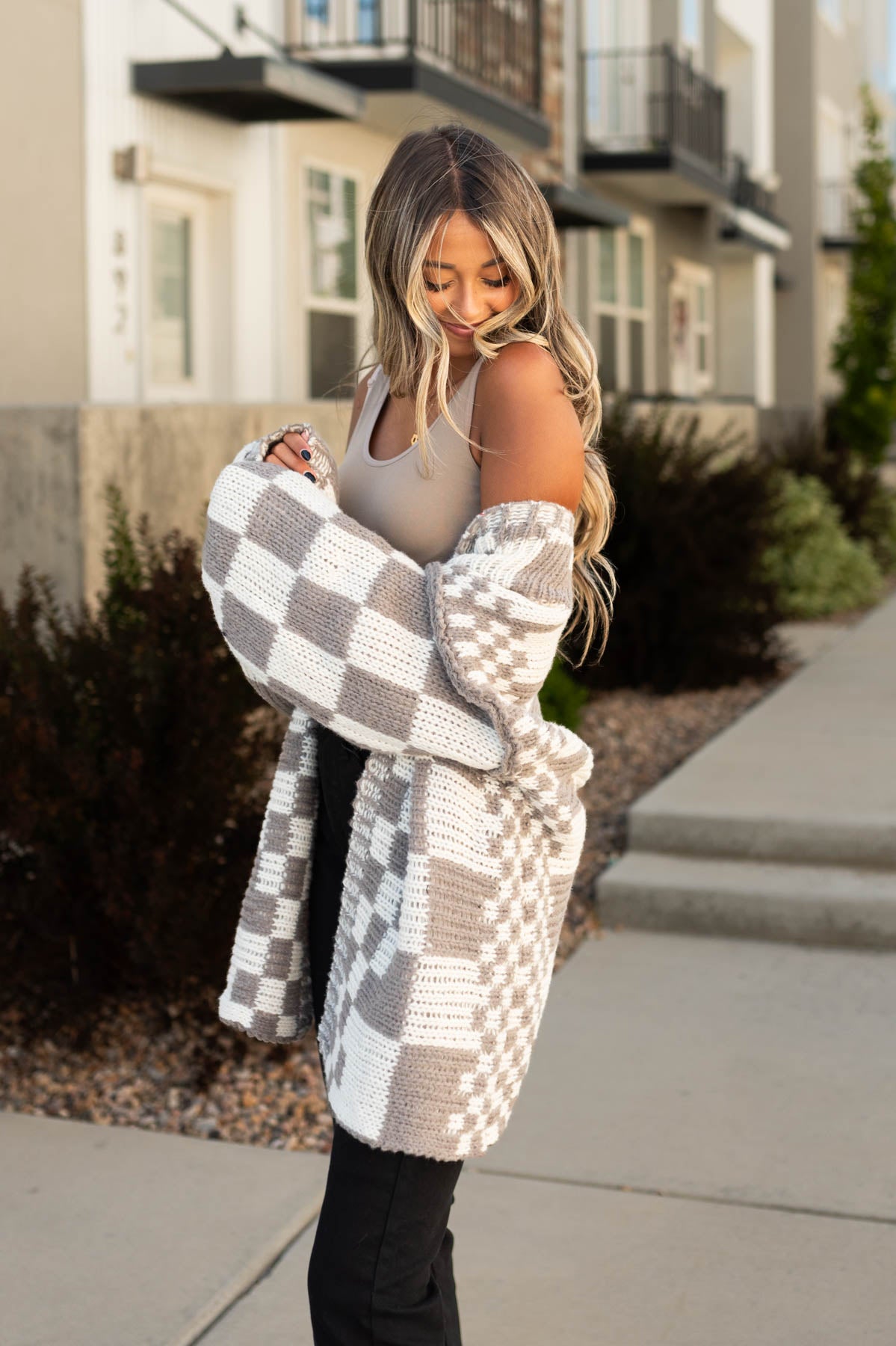 Oversized mocha cardigan with long sleeves