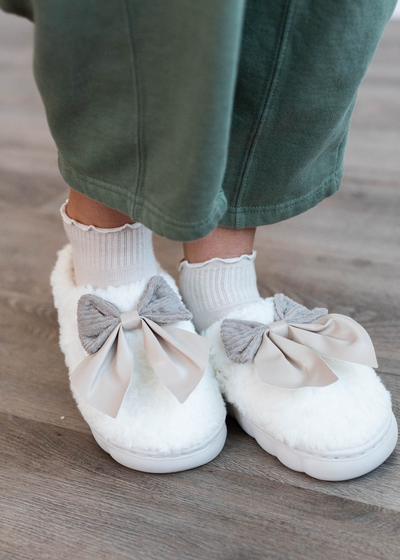 White Bow Slippers