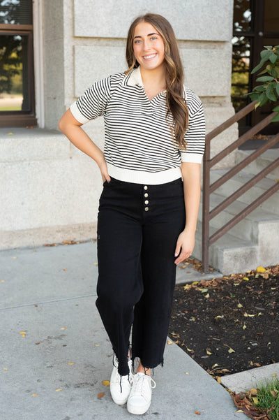 Short sleeve black stripe collared sweater