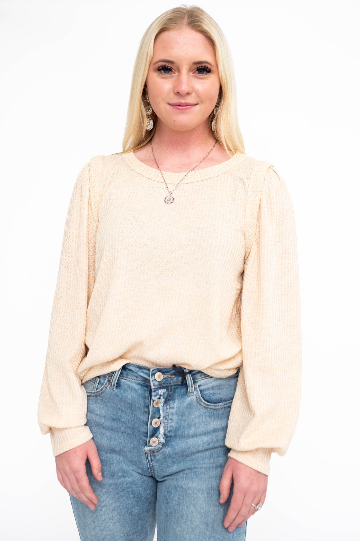 Long sleeve of a oatmeal top